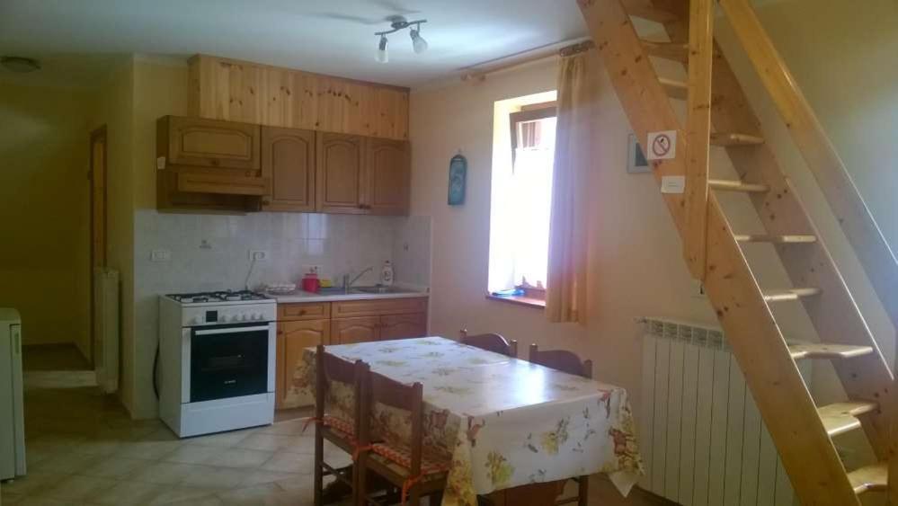 Apartment Pretner, Lepena Soča エクステリア 写真